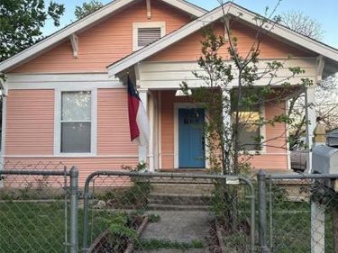 620 S Willomet Avenue, Dallas, TX 75208