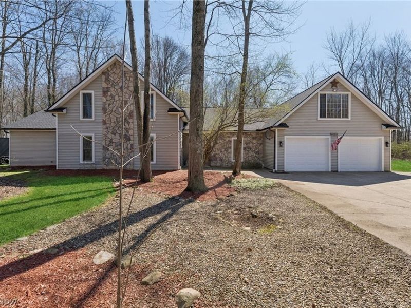 678 Wall Road, Wadsworth, OH 44281 Photo 2