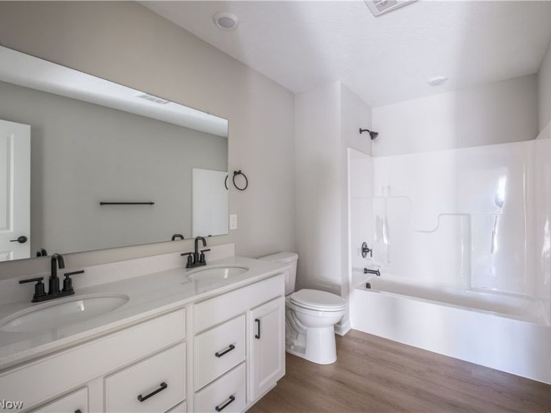 3831 Golden Wood Way, Green, OH 44685 Photo 14