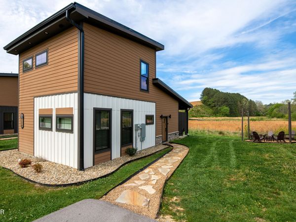 984 Goose Gap Road, Sevierville, TN 37876