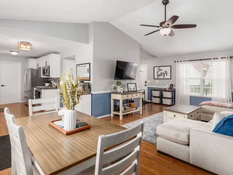 6161 Wrothston Drive, Columbus, OH 43228 Photo 10