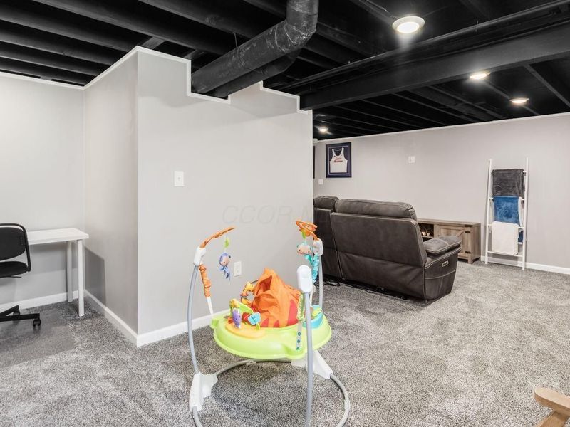 6161 Wrothston Drive, Columbus, OH 43228 Photo 27