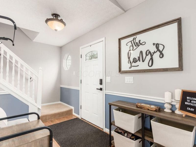 6161 Wrothston Drive, Columbus, OH 43228 Photo 4