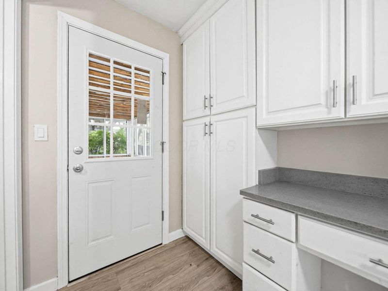 429 Carilla Lane, Columbus, OH 43228 Photo 21