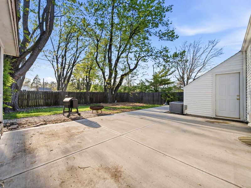 429 Carilla Lane, Columbus, OH 43228 Photo 44