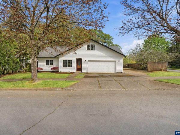 4986 Chan St S, Salem, OR 97306