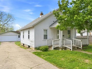 1005 S Central Avenue, Fairborn, OH 45324