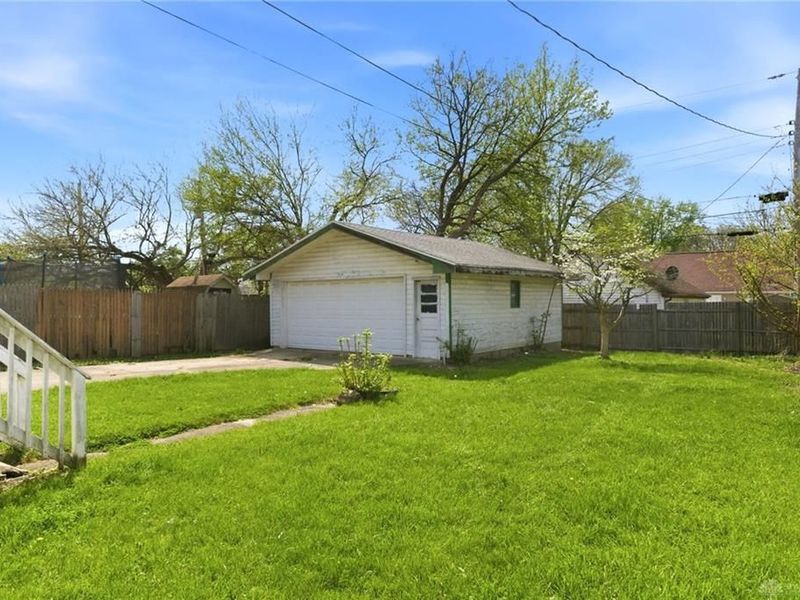 1005 S Central Avenue, Fairborn, OH 45324 Photo 11