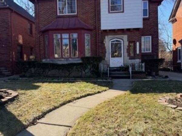 18303 Santa Barbara Drive, Detroit, MI 48221