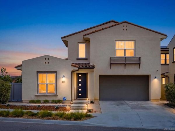 9111 W Bluff Place, Santee, CA 92071