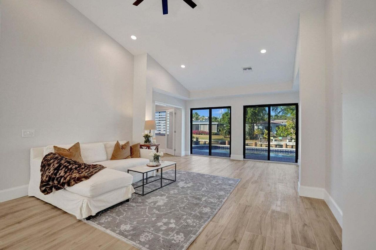 1107 SE 13th Court, Deerfield Beach, FL 33441 Photo