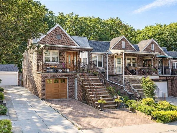 67-26 Selfridge Street, Forest Hills, NY 11375