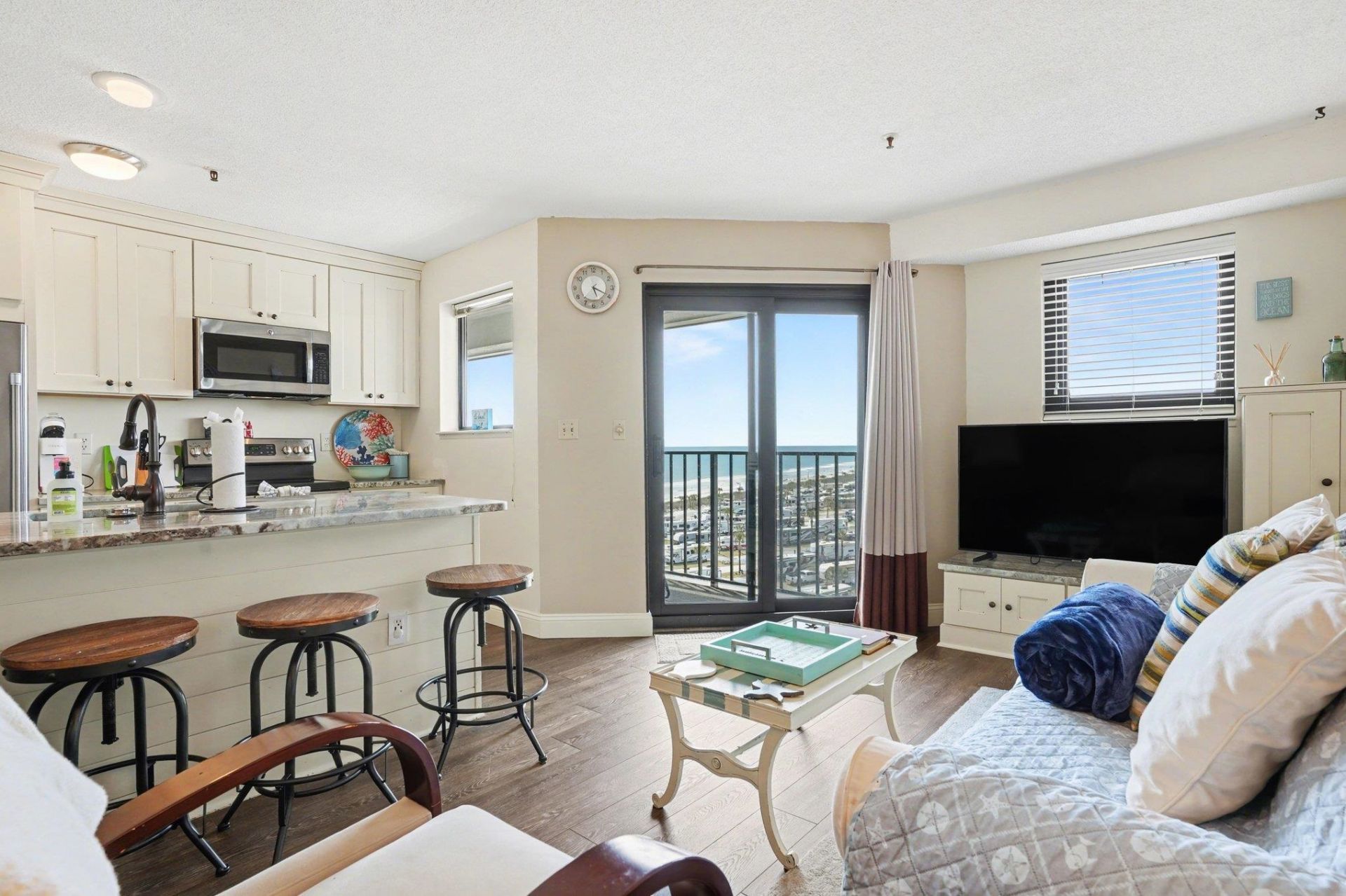 5905 S Kings Hwy. Photo 6