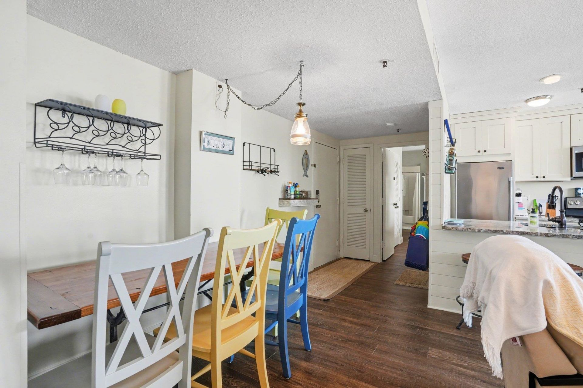 5905 S Kings Hwy. Photo 9