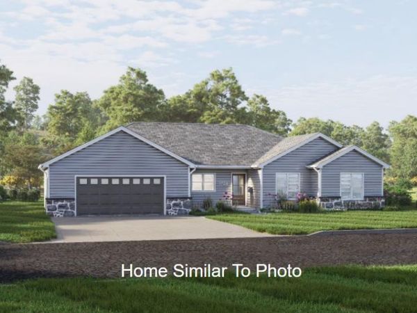 1724 BETTY JEAN LANE, Green Bay, WI 54313