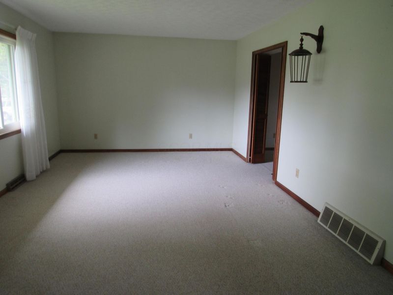 8080 Hagerty Road, Ashville, OH 43103 Photo 9
