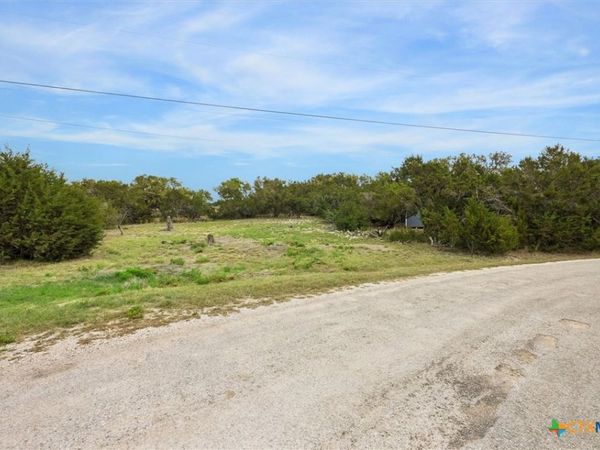 825 Golf Course E Drive , Spring Branch, TX 78070