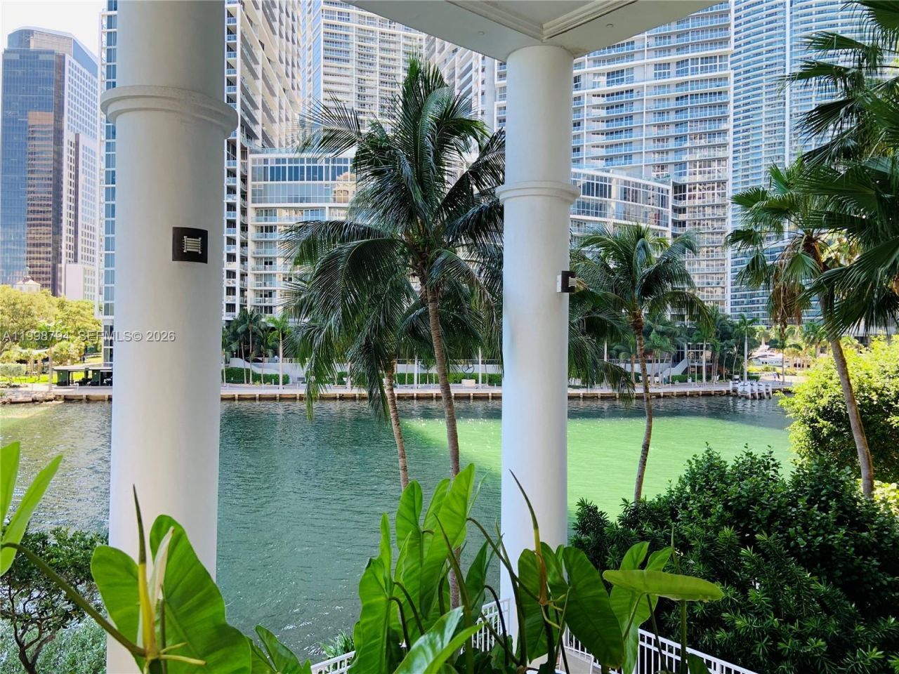 801 Brickell Key Blvd, Unit 3207, Miami, FL 33131 Photo