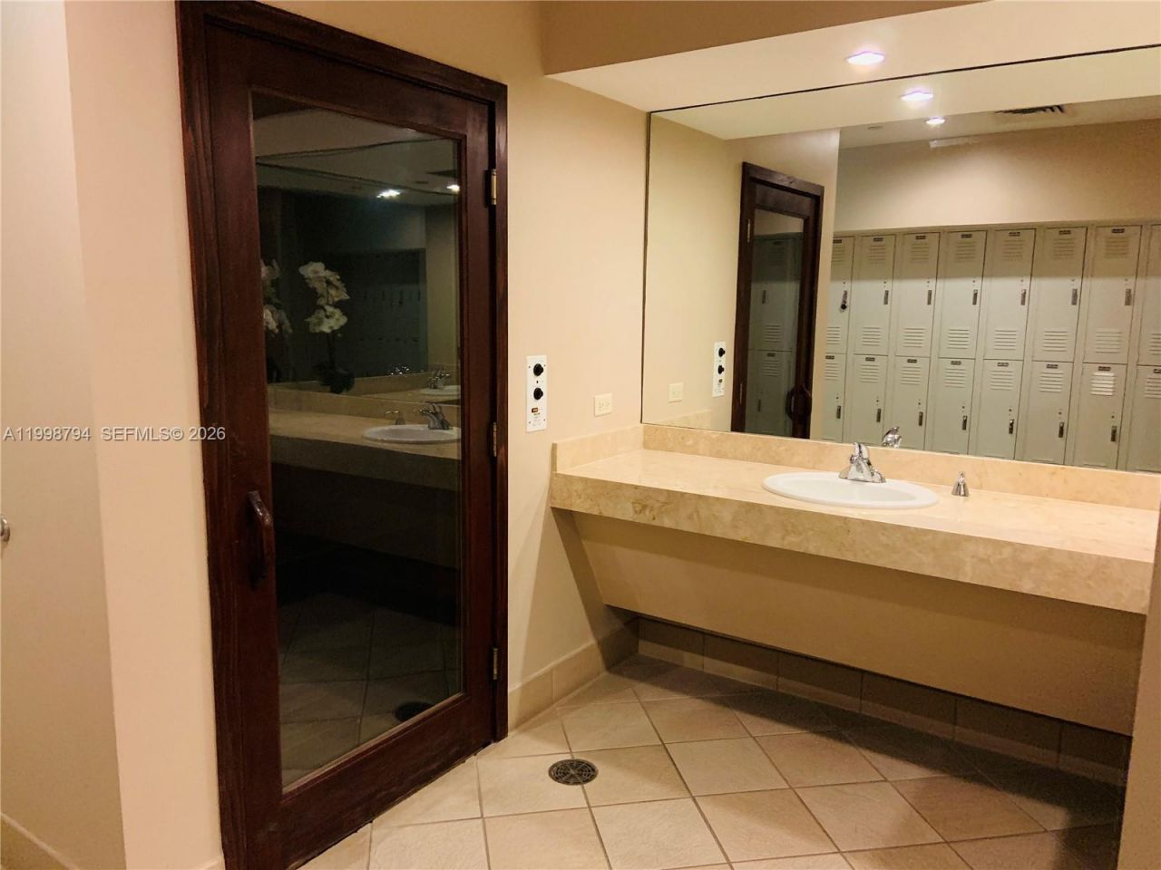 801 Brickell Key Blvd, Unit 3207, Miami, FL 33131 Photo