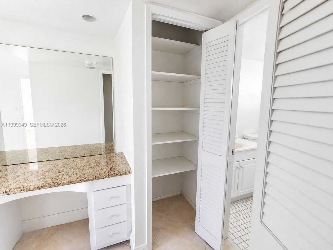 950 Hillcrest Dr, Unit 302, Hollywood, FL 33021 Photo