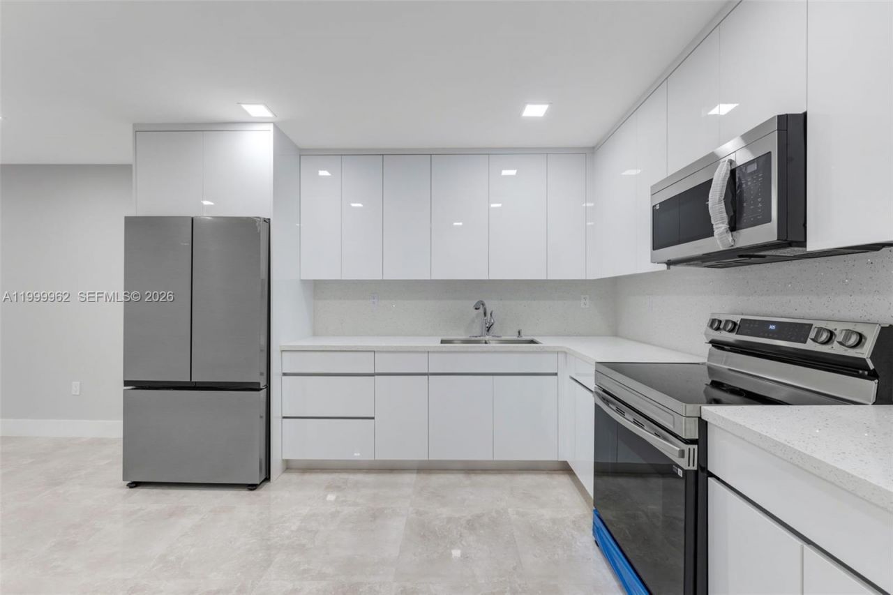 15685 SW 82nd Cir Ln, Unit 28, Miami, FL 33193 Photo