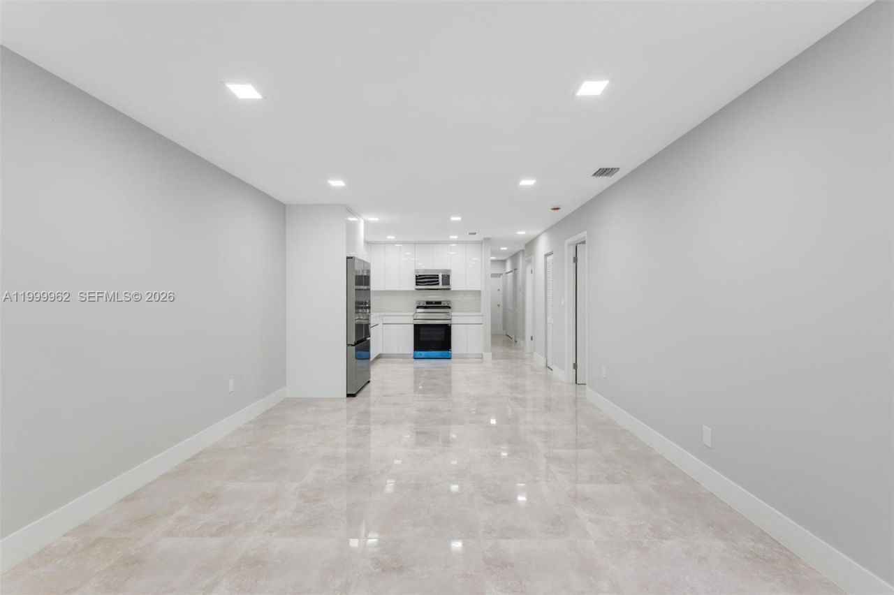 15685 SW 82nd Cir Ln, Unit 28, Miami, FL 33193 Photo