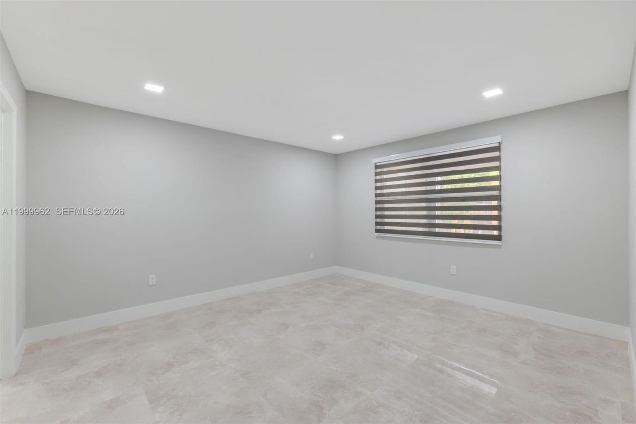 15685 SW 82nd Cir Ln, Unit 28, Miami, FL 33193 Photo