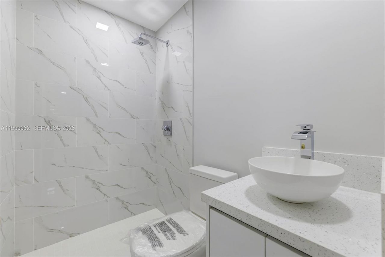 15685 SW 82nd Cir Ln, Unit 28, Miami, FL 33193 Photo