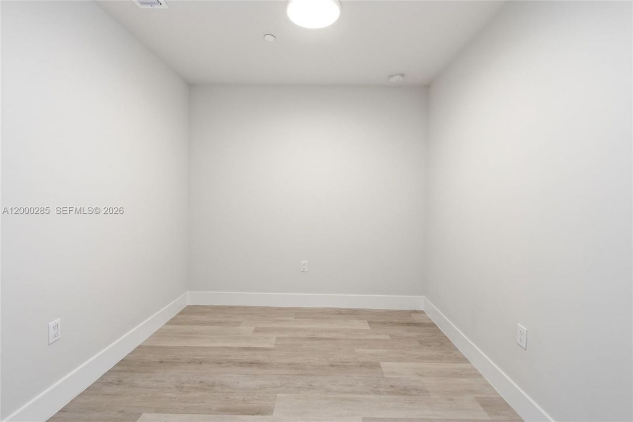 2505 NE 193rd St, Unit 4215, Miami, FL 33180 Photo