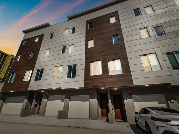 370 6TH STREET S, ST PETERSBURG, FL 33701