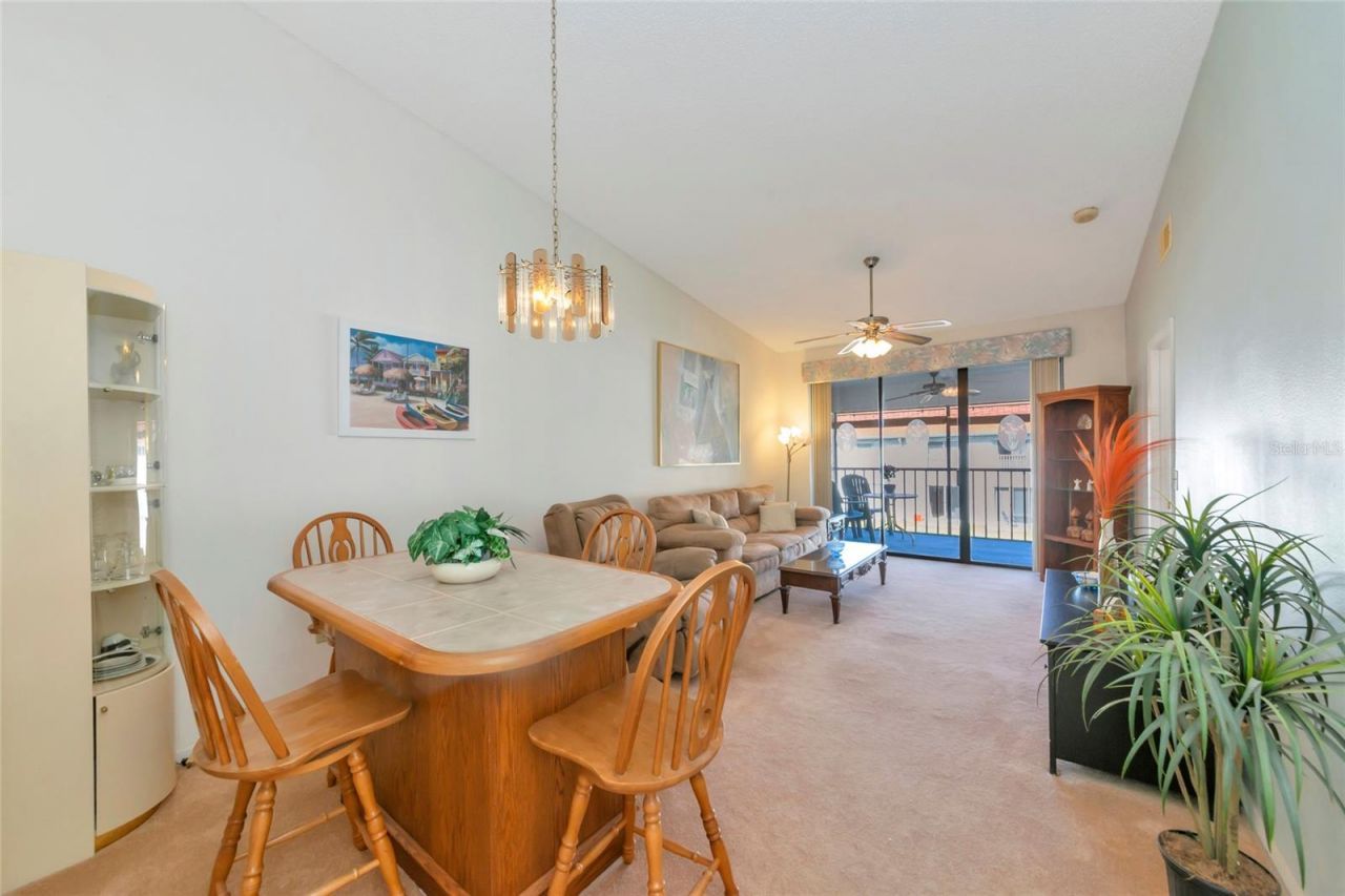 4425 45th Avenue W, Unit 202, Bradenton, FL 34210 Photo