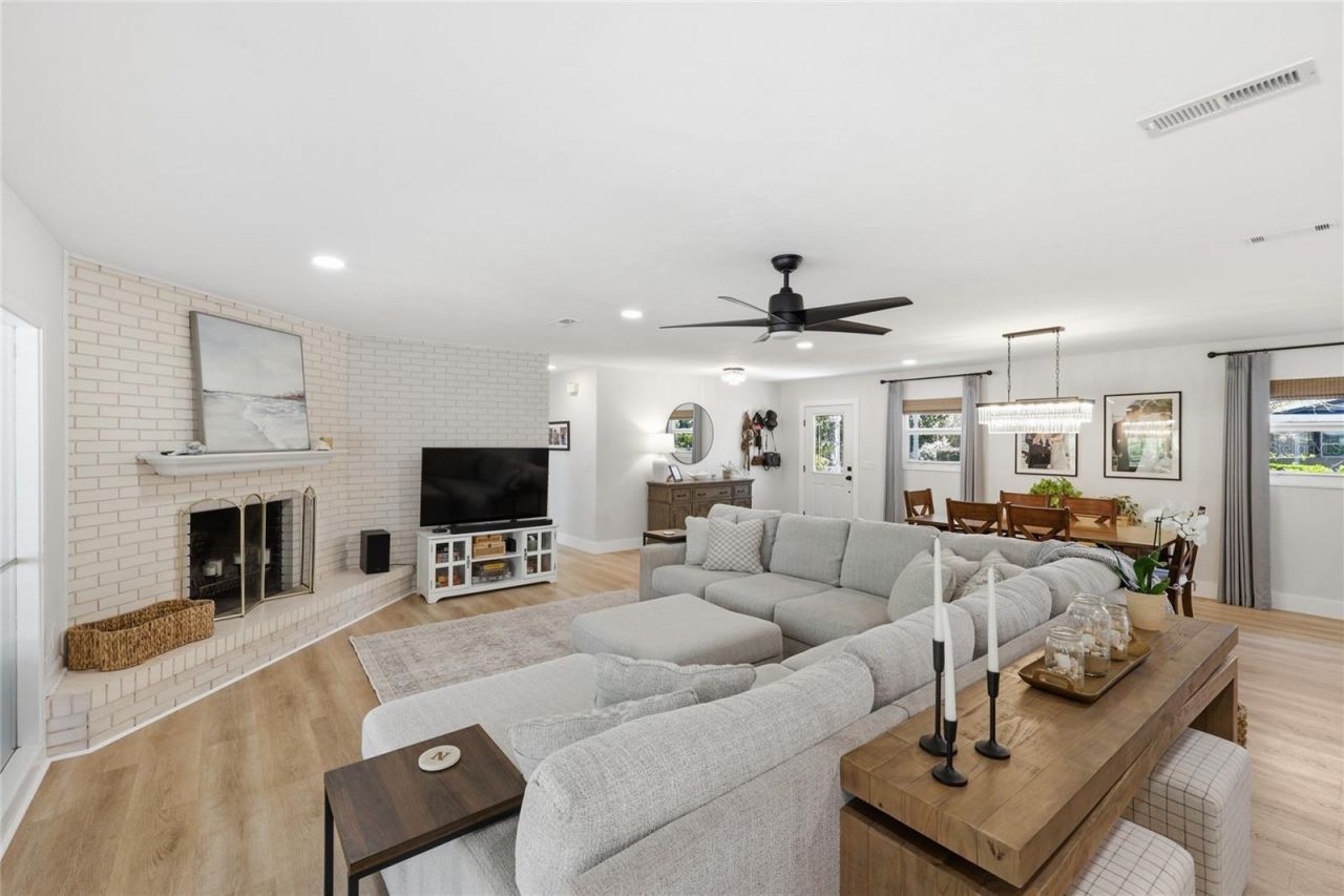 2230 NW 20th Court, Gainesville, FL 32605 Photo