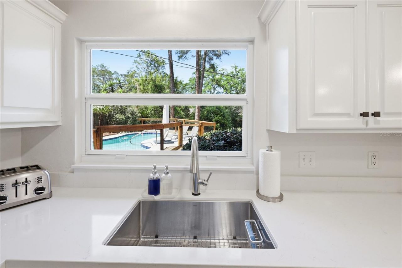 2230 NW 20th Court, Gainesville, FL 32605 Photo