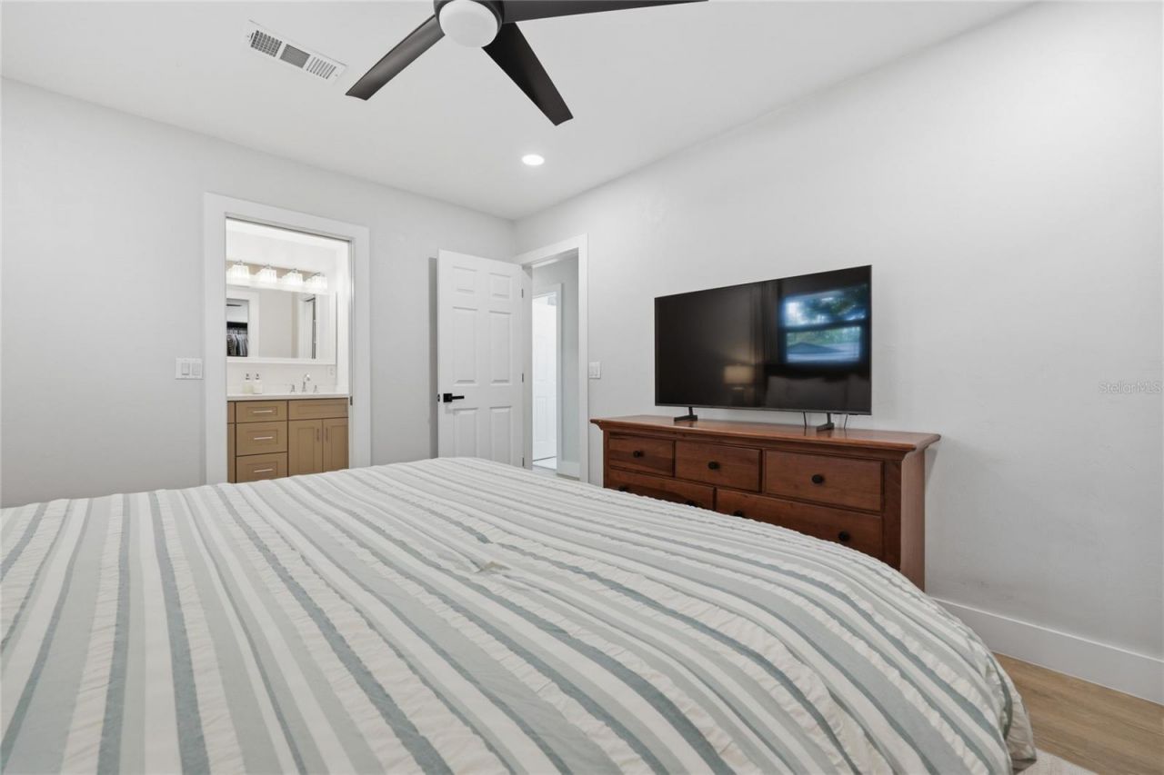 2230 NW 20th Court, Gainesville, FL 32605 Photo