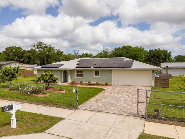 8595 MILLINOCKETT LANE, ORLANDO, FL 32825