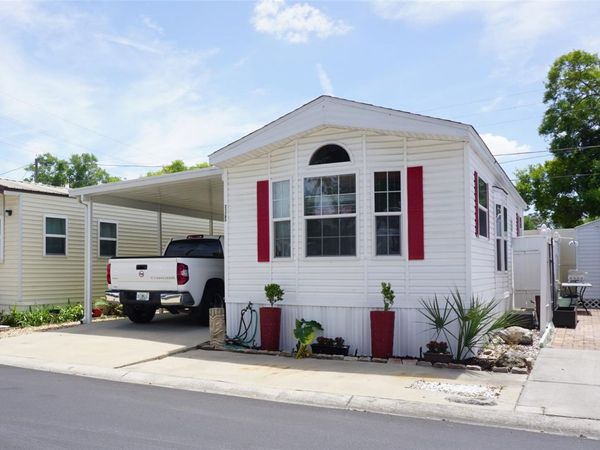 21183 LAZY DAYS CIRCLE, LUTZ, FL 33558