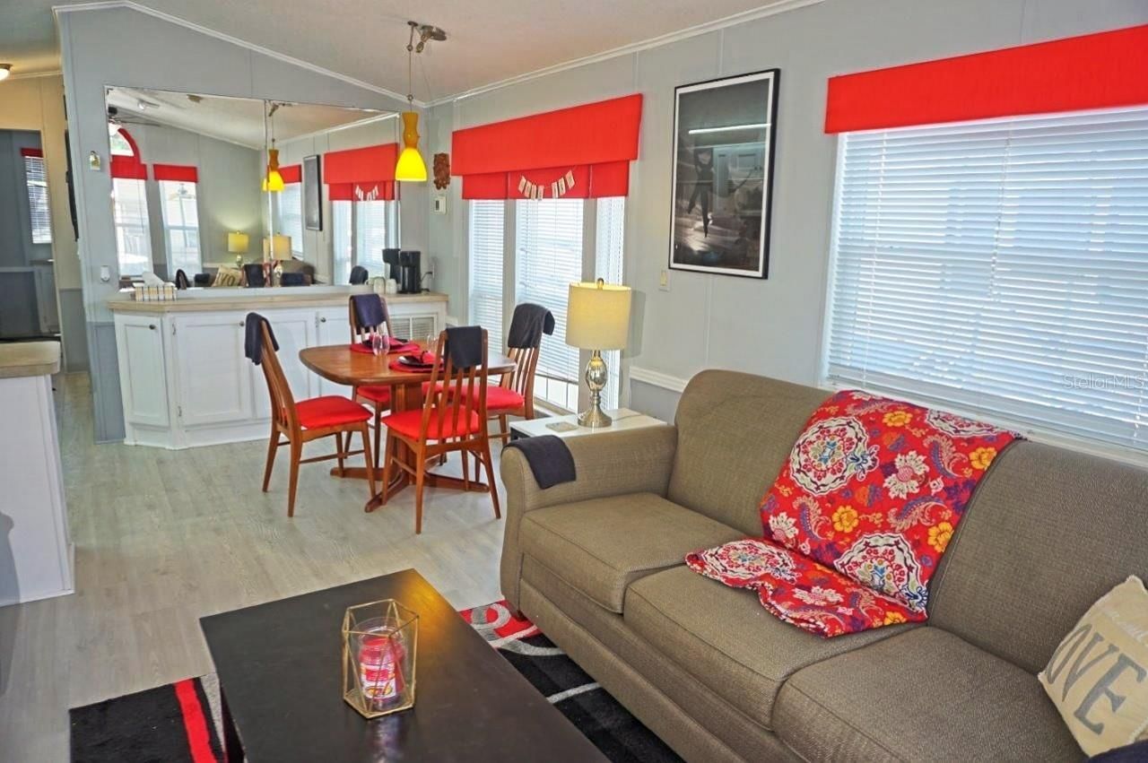 21183 Lazy Days Circle, Lutz, FL 33558 Photo