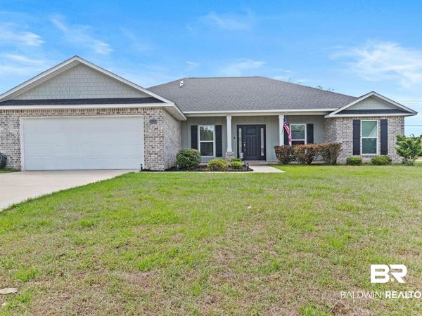 25323 Lakeland Drive, Loxley, AL 36551