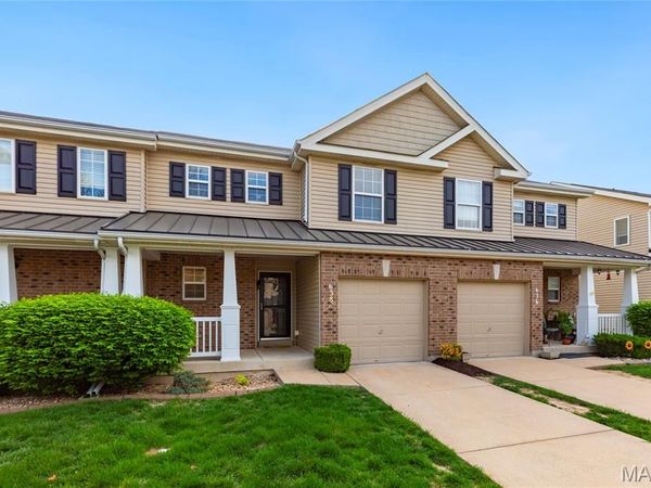 638 Country Village Drive, O'Fallon, MO 63367