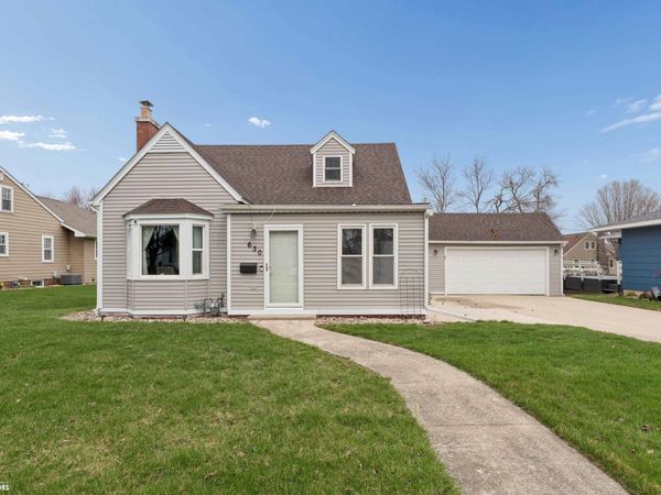 630 W 7th Street, Garner, IA 50438