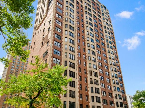 421 W Melrose Street , Unit 18BC, Chicago, IL 60657