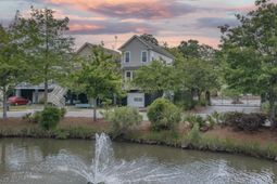 1006 Hunley Waters Circle photo 4