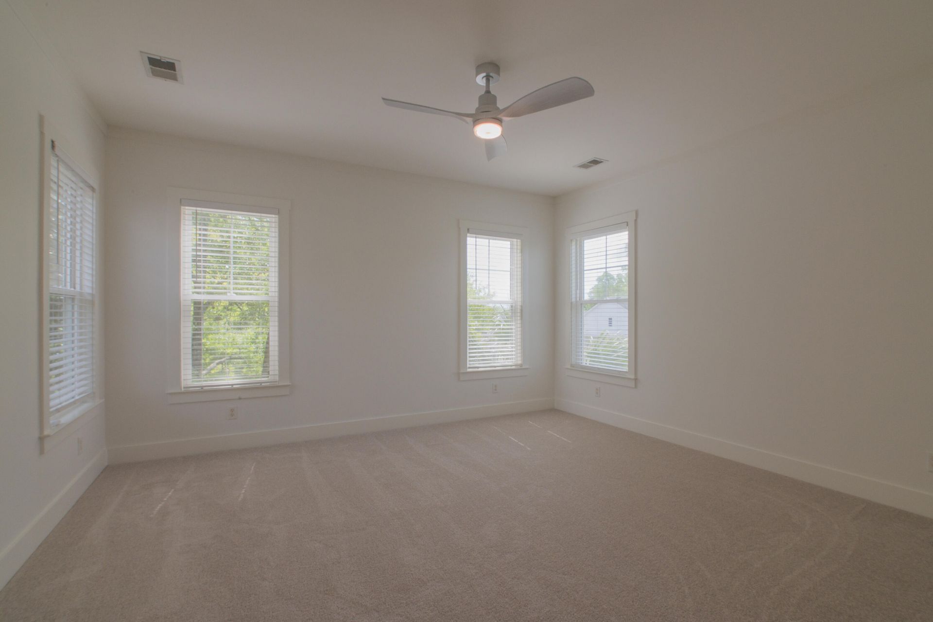 1006 Hunley Waters Circle Photo 9