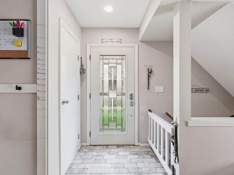 8392 Cliffthorne Way , Columbus, OH 43235 Photo 10