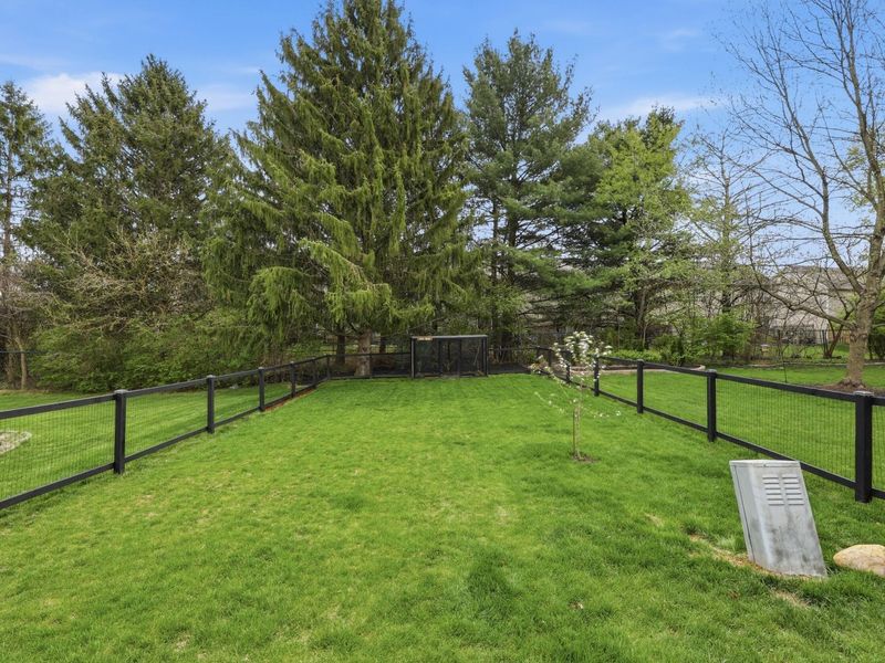 8392 Cliffthorne Way , Columbus, OH 43235 Photo 6