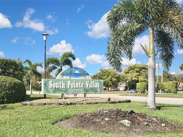 6300 S Pointe BLVD, Unit 436, FORT MYERS, FL 33919