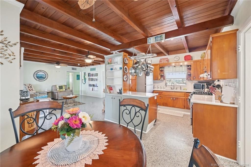 4274 NE Skyline Drive, Jensen Beach, FL 34957 Photo