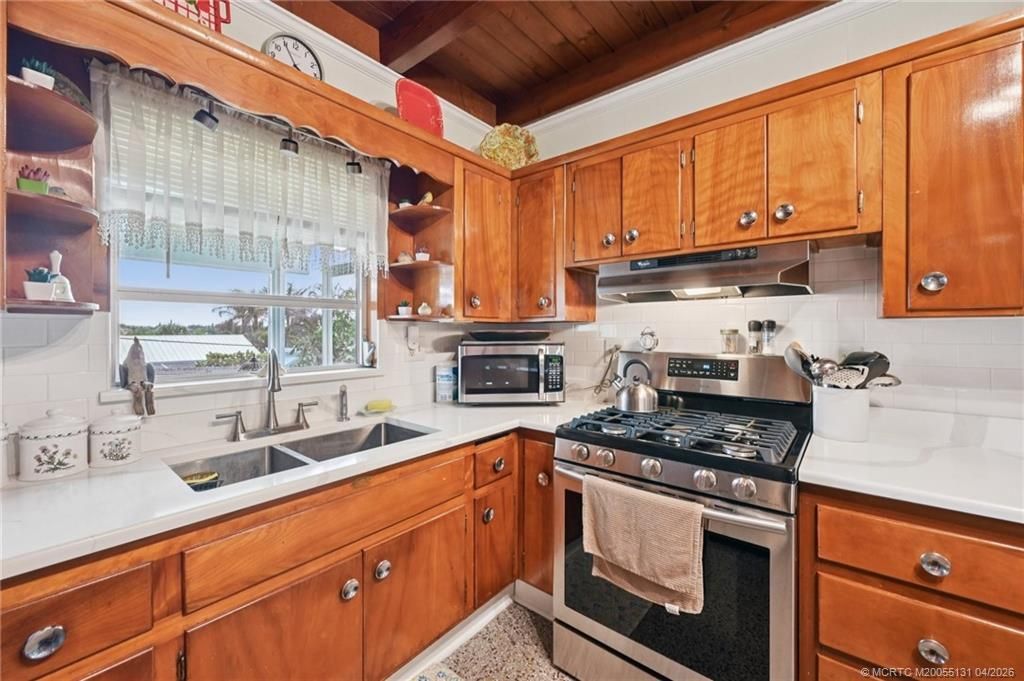 4274 NE Skyline Drive, Jensen Beach, FL 34957 Photo