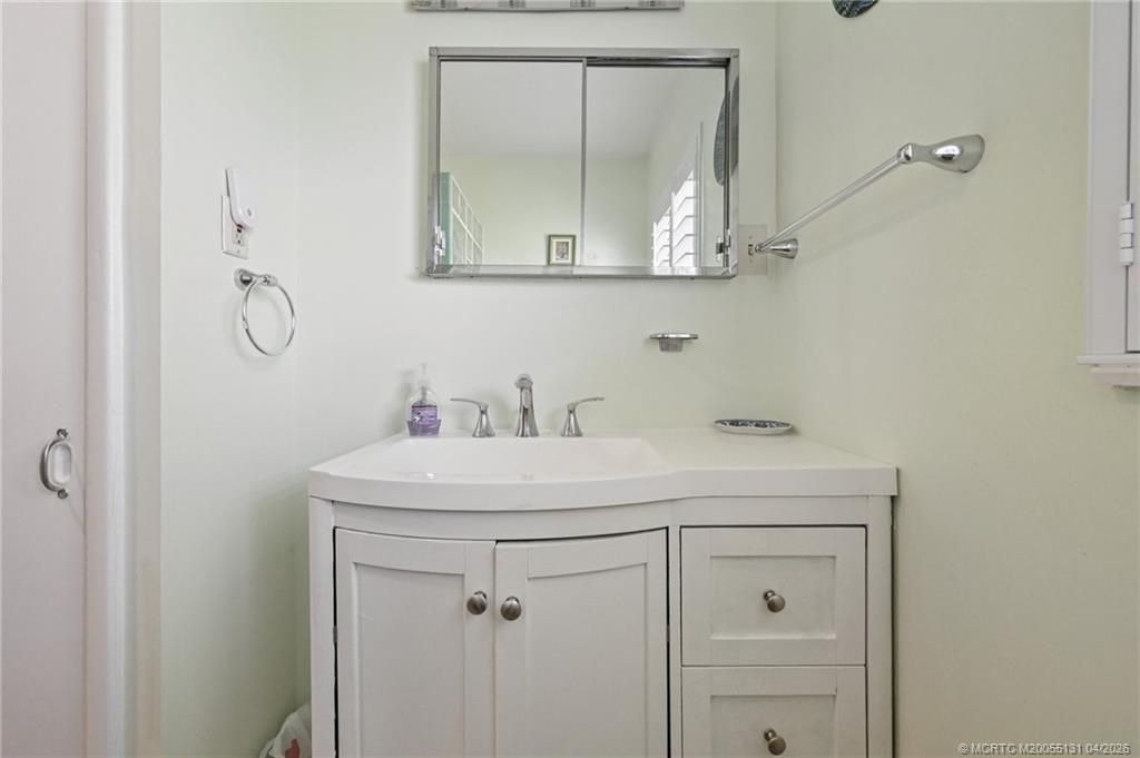 4274 NE Skyline Drive, Jensen Beach, FL 34957 Photo