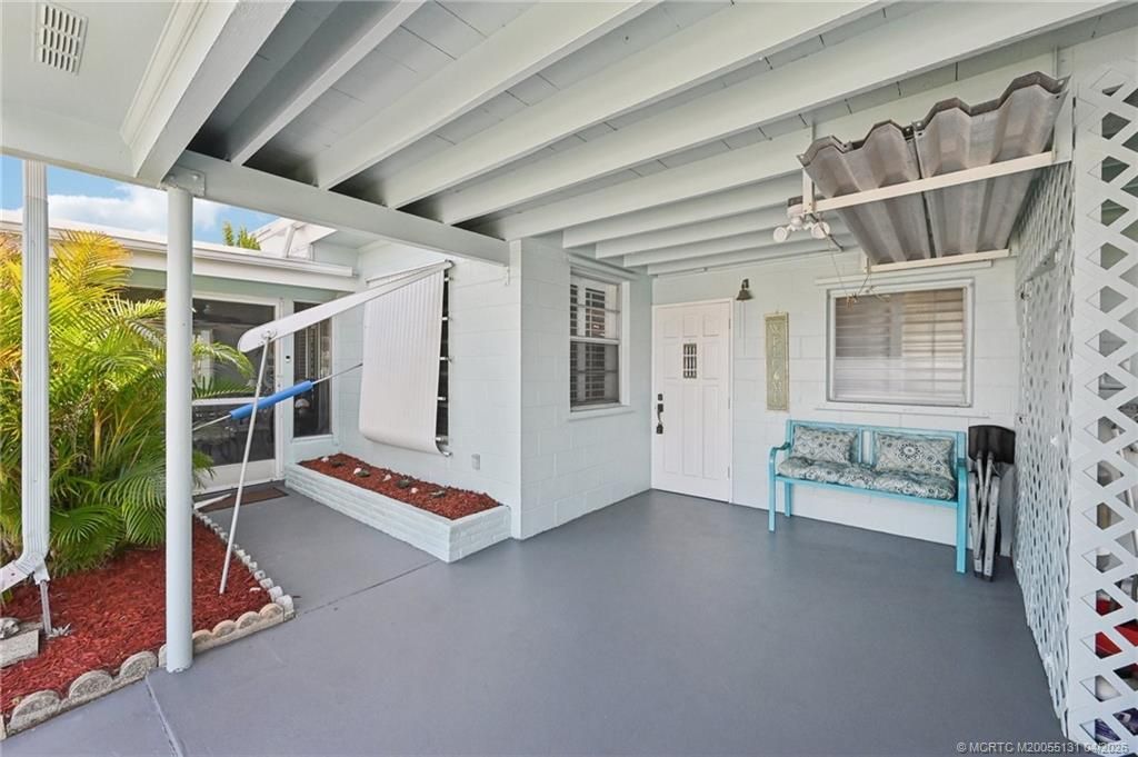 4274 NE Skyline Drive, Jensen Beach, FL 34957 Photo